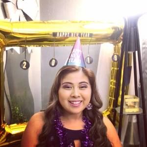 Meet your Posher, Alejandra